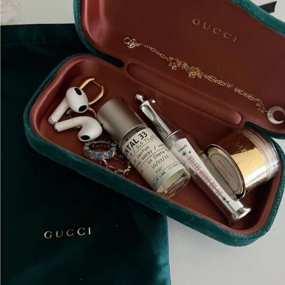 ♥️ Gucci eyeglass case, cleaning cloth and silk pouch - Picture 10 of 15